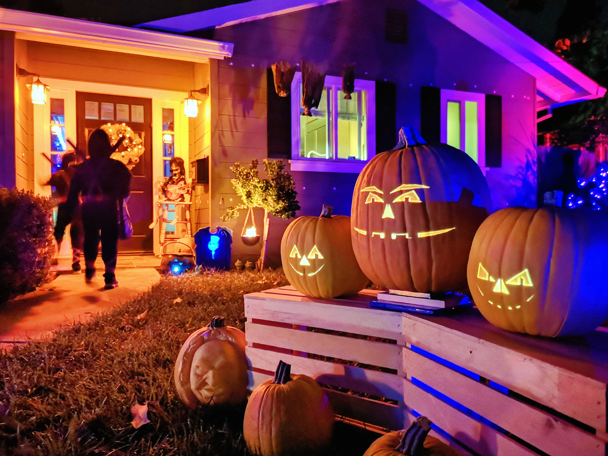 pumpkin-porch