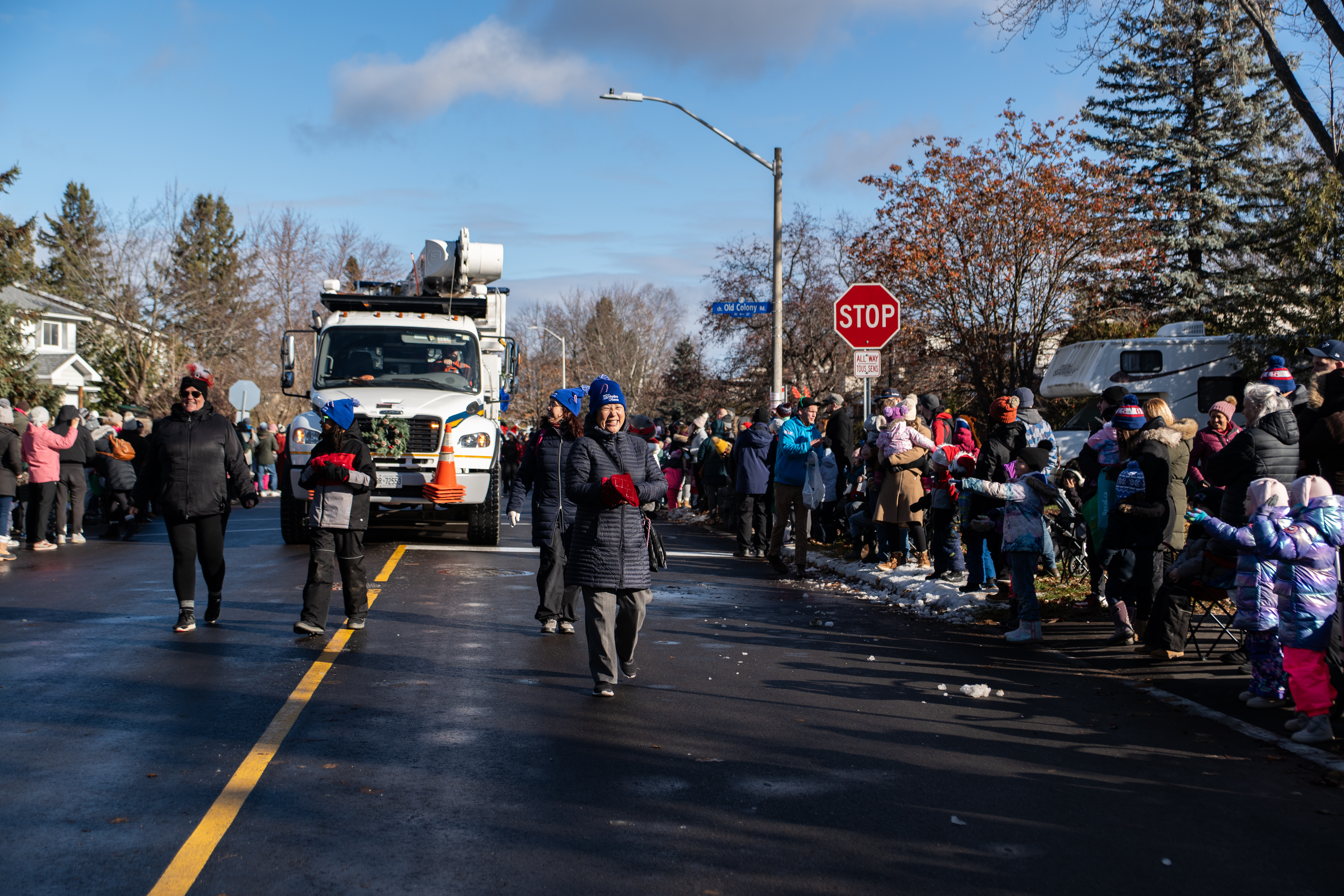 Hydro Ottawa participates in the Kanata Santa Claus Parade