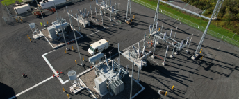 An aerial view of one of Hydro Ottawa's substations | Une vue aérienne d'une des sous-stations d'Hydro Ottawa
