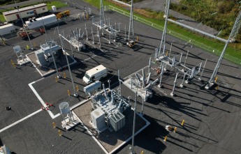 An aerial view of one of Hydro Ottawa's substations | Une vue aérienne d'une des sous-stations d'Hydro Ottawa